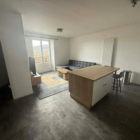 Апартаменты De Caractere Beaumont (Puy-de-Dome)